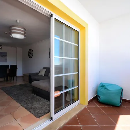 Apartment By The Sea - Mav